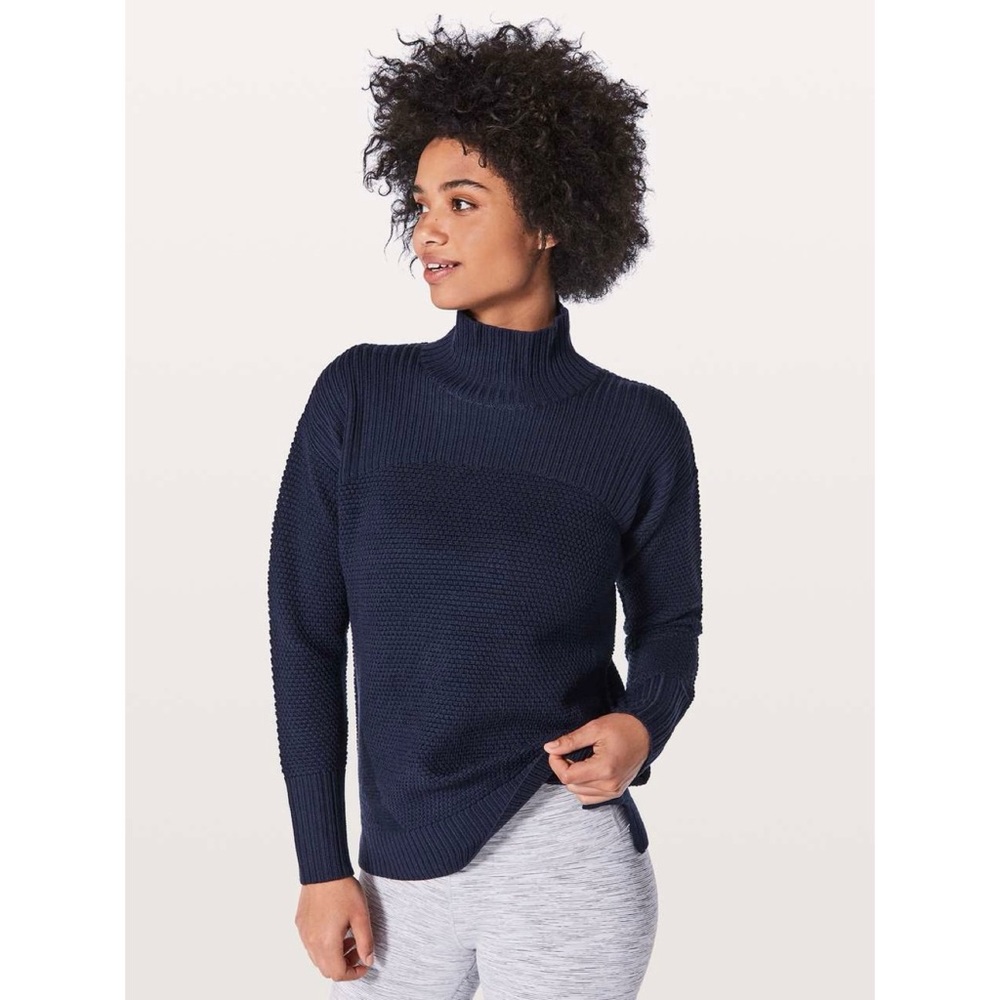Lululemon “Warm & Restore” navy 100% merino wool turtleneck sweater (size 6)